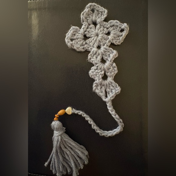 Handcrafted Blue Cross Bookmark✝️💕 - Picture 3 of 3